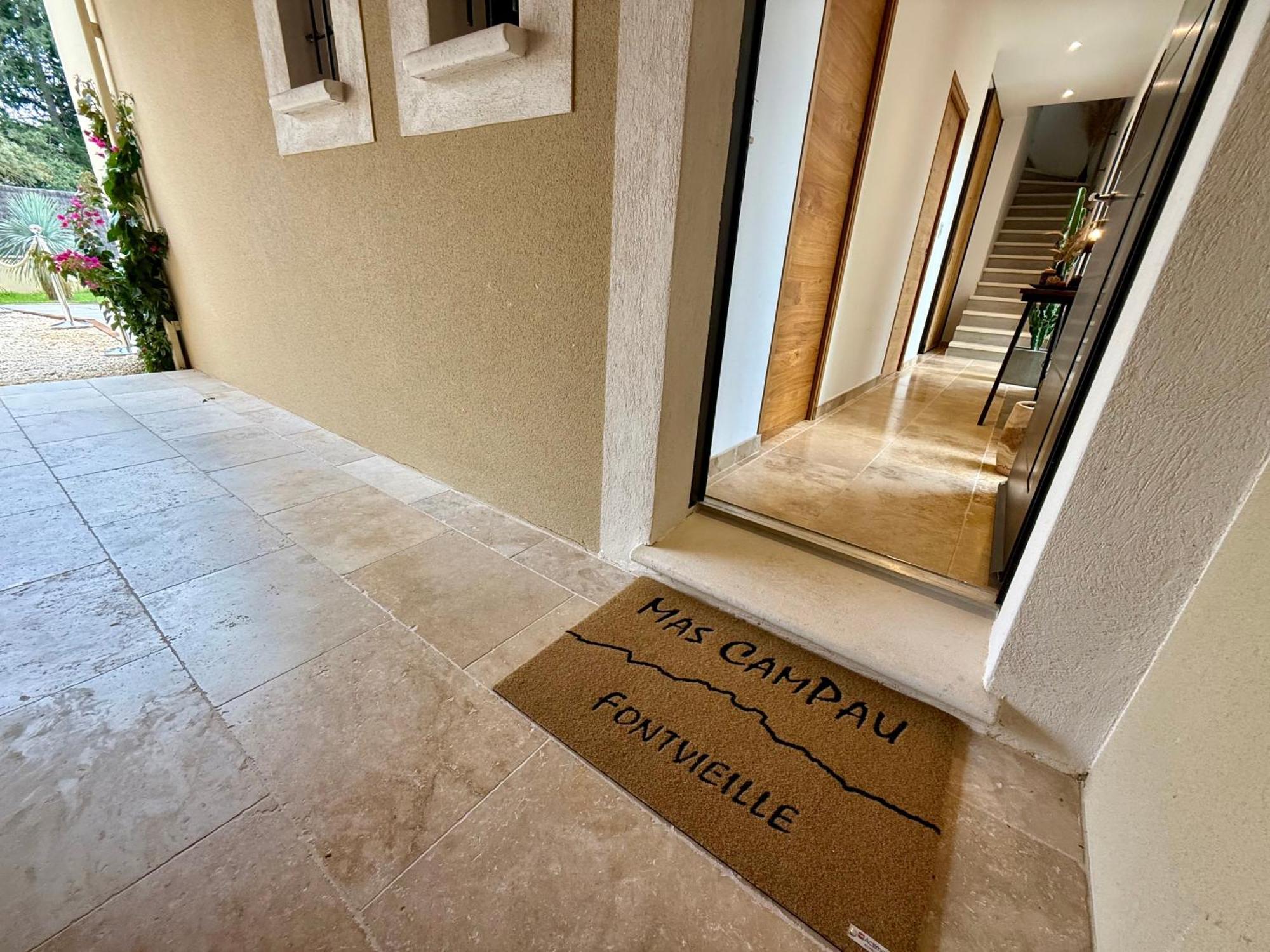 Mas Campau Bed & Breakfast Fontvieille Bagian luar foto